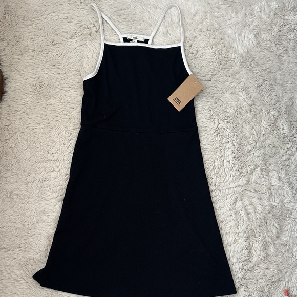 NWT Vans Caleb Ribbed Mini Dress with Contrast Trim - Black/White Size Small - Picture 2 of 11